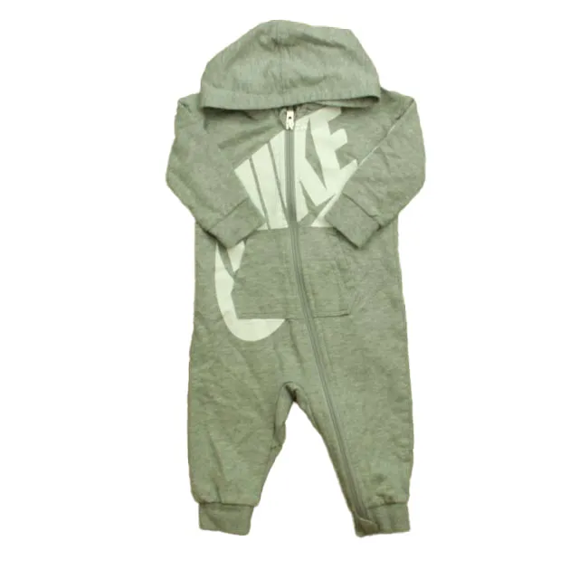 Nike Boys Gray Long Sleeve Outfit